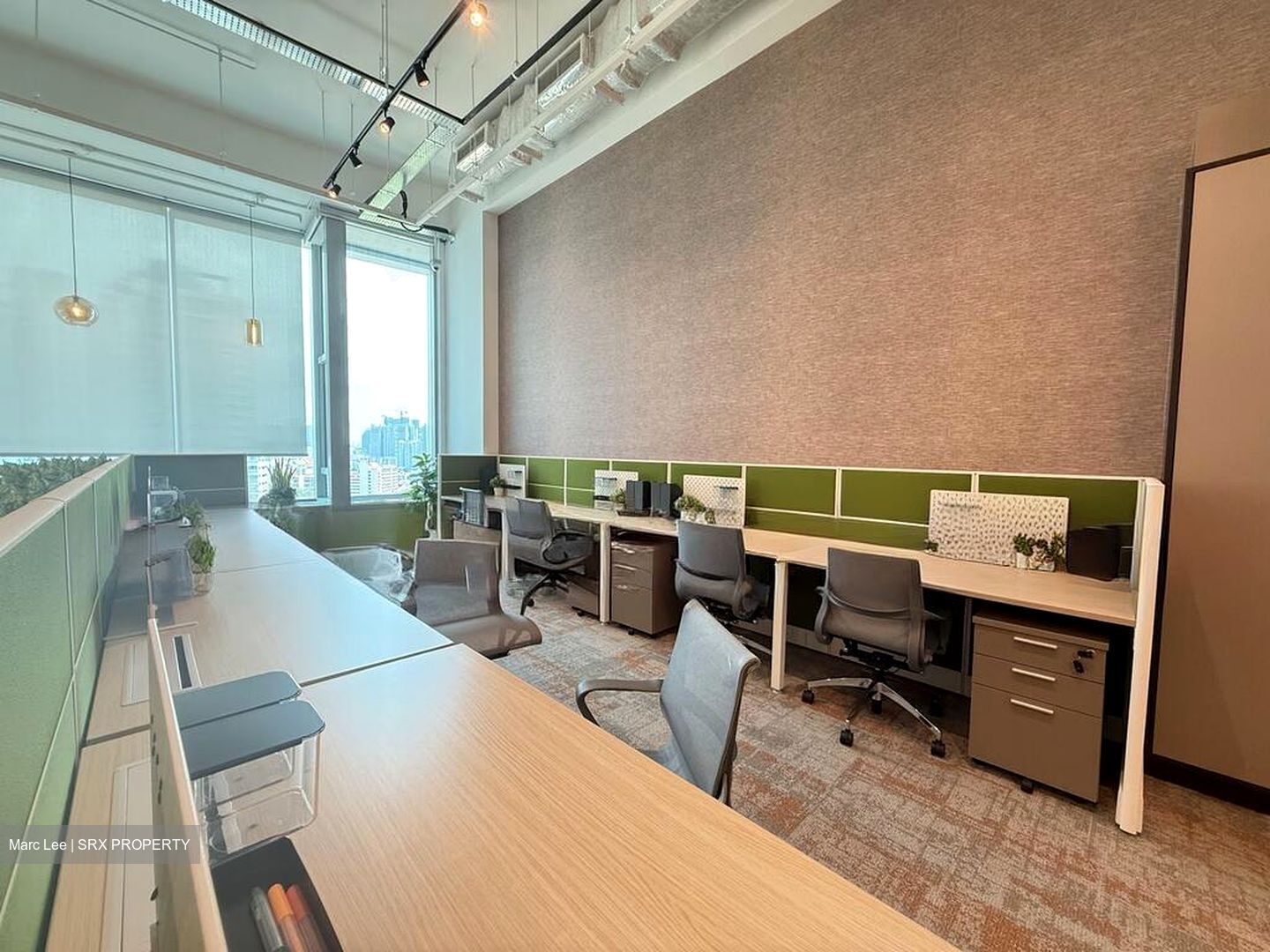 Arc 380 (D8), Office #496787571